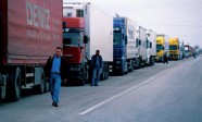 trucks-border