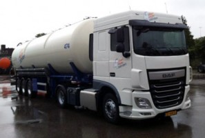 new-daf-xf-on-road