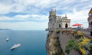 Swallows-Nest-castle-high-on-the-cliff-above-the-beautiful-Black-Sea-has-become-an-icon-for-Crimea